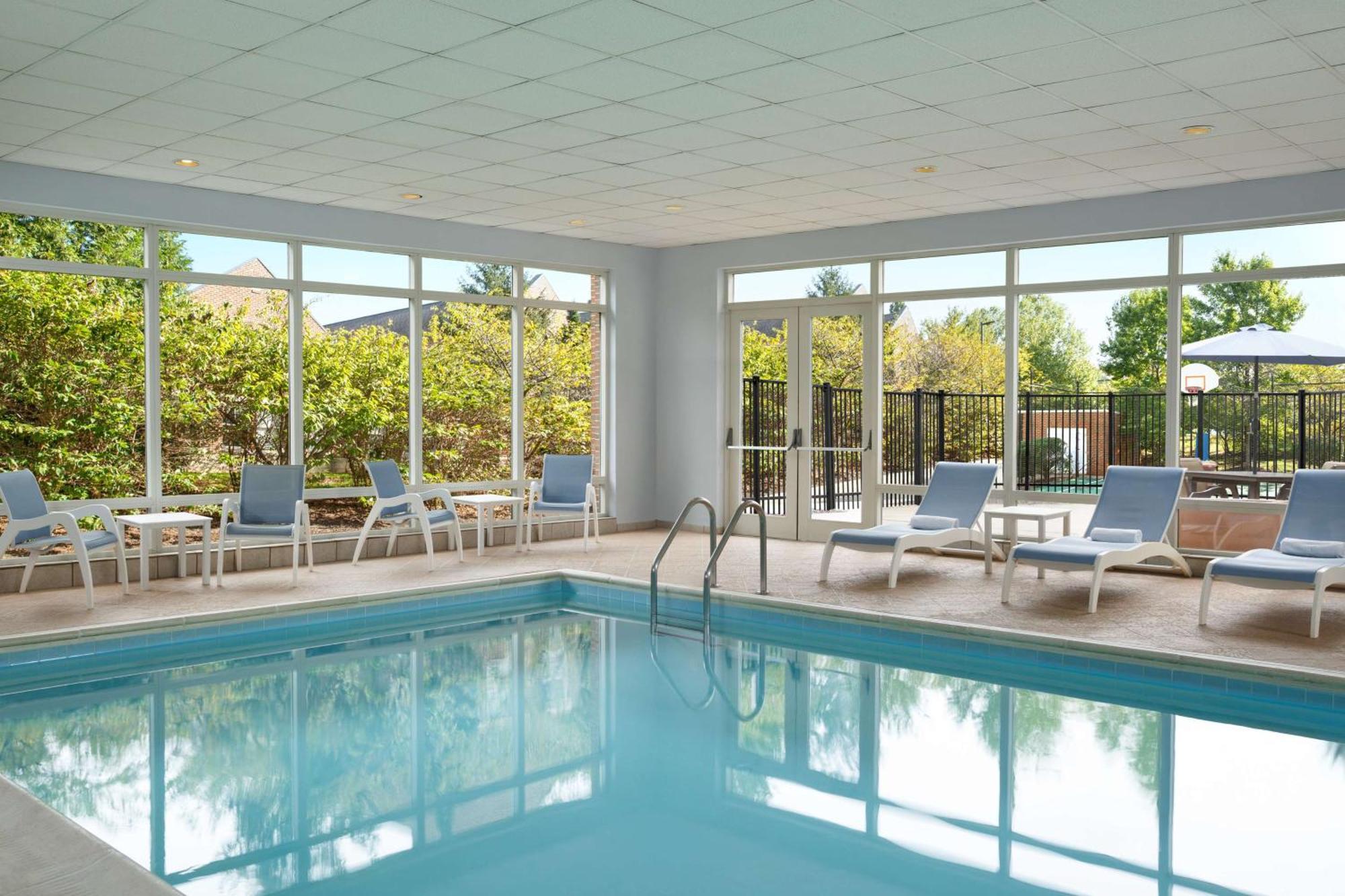 Hampton Inn Dulles/Cascades Sterling Exterior photo